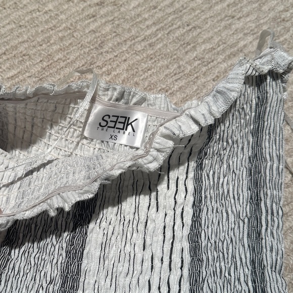 LF Striped Romper 2 - Picture 2 of 2